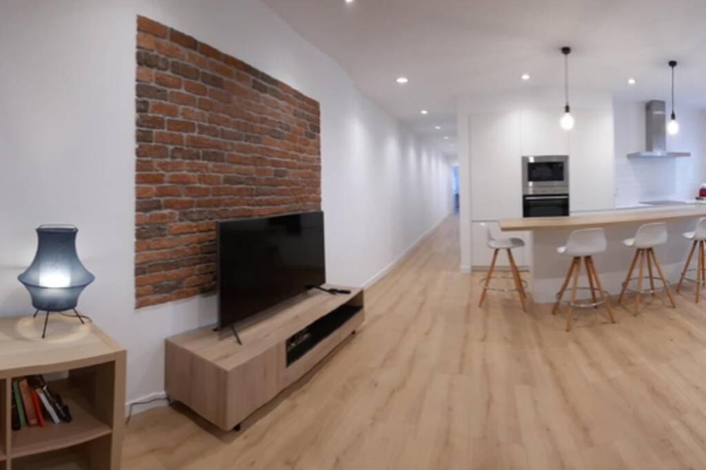 Apartamentos Milan 2 Oviedo Bagian luar foto